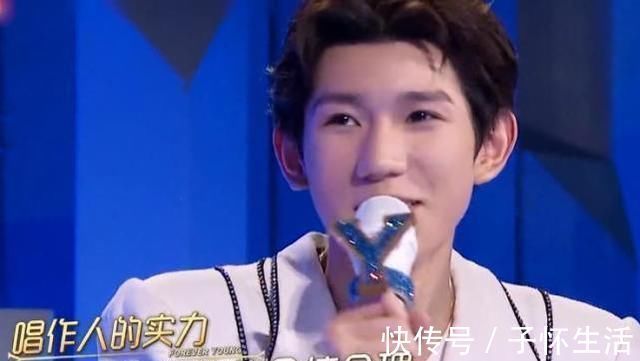 节目|王源录节目说错话,被常石磊提醒吓到瞪眼,随后救场台词获掌声