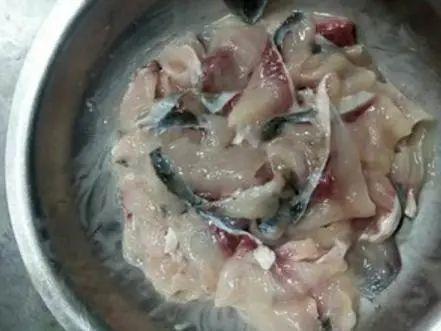 鱼肉片怎么上浆教你5分钟学会,鱼肉嫩滑无腥味好吃又美味