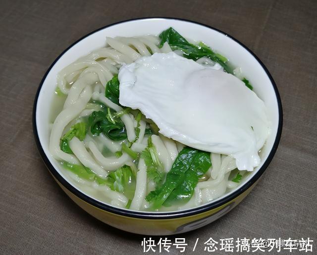 口感|家常手擀面好吃有窍门，多加一把豆面，面香浓郁，口感劲道又爽滑