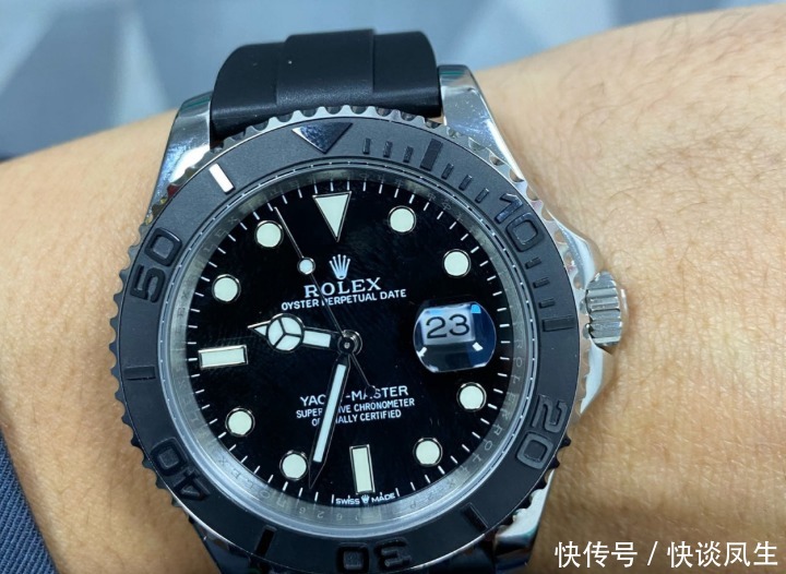表壳|劳力士的蚝式表壳不是虚的,戴着银游艇照样可以游泳