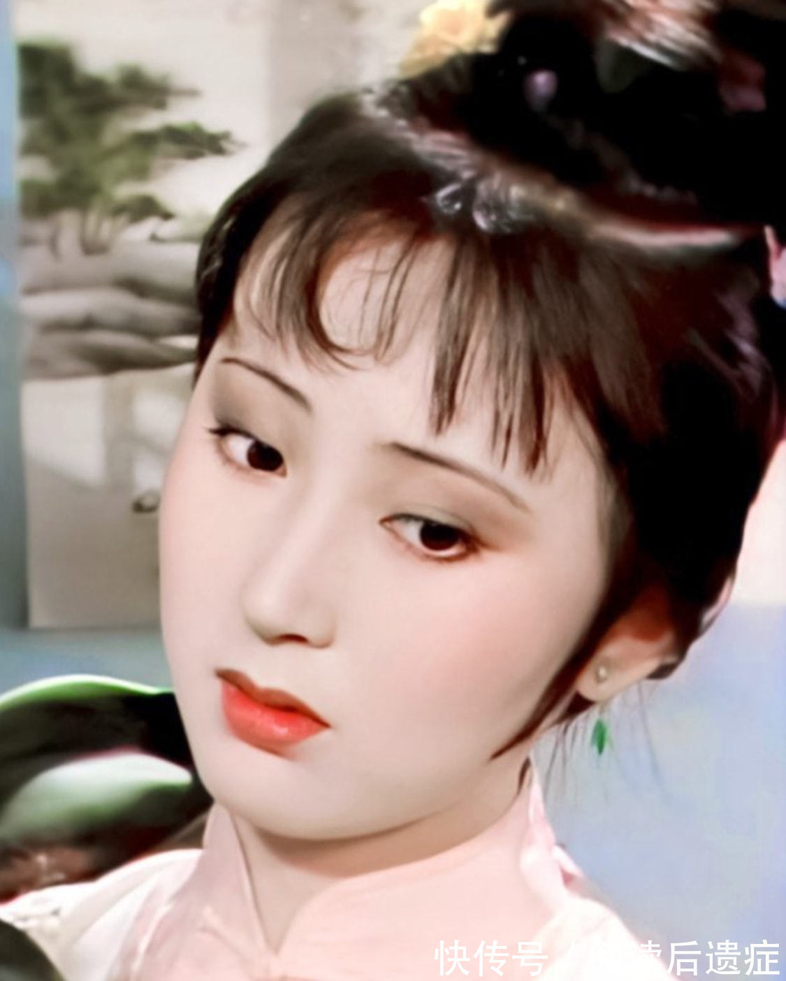 宝玉&司棋尚且知道拉着宝玉求情,迎春为何只会哭?不做任何尝试?