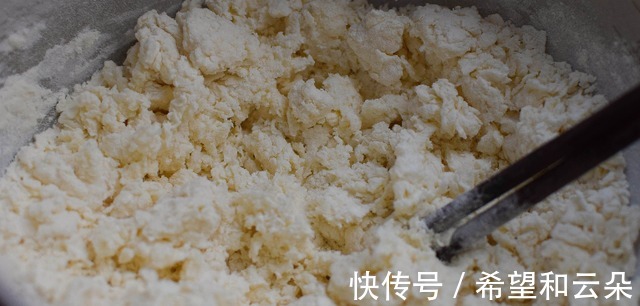 包子|蒸包子，有三步万万不能省，教您正确做法，包子松软光滑不塌！