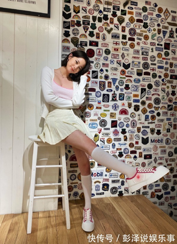 小开衫 现在正是穿小开衫的季节!遮肉又显瘦,搭配裙子太美了