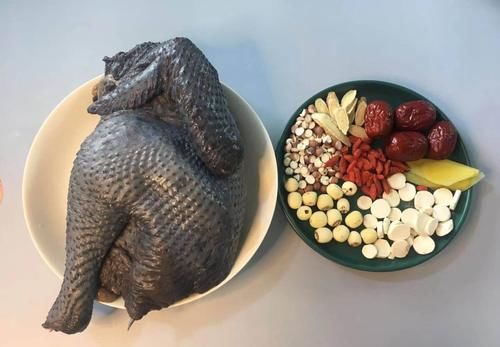 春天湿气太重,多给家人喝这汤,营养滋补又祛湿,让你一身轻松