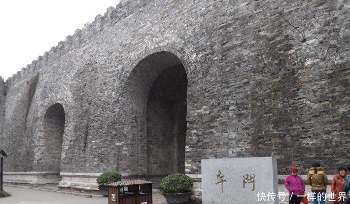 发现|朱棣给子孙留下了一条出路, 但崇祯没有发现, 否则不至于吊死树上!