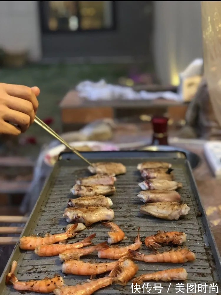 三角梅|120㎡别墅花园改造,经过三年的努力,小院从荒地到花开满园