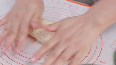 馒头|别只会做馒头，教你个新做法！既当早餐又当零食，好吃得不像话