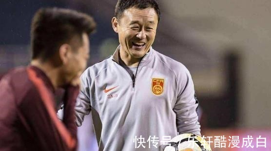 国足|不给李霄鹏面子他原本将进新国足教练组挑大梁,如今却来不了