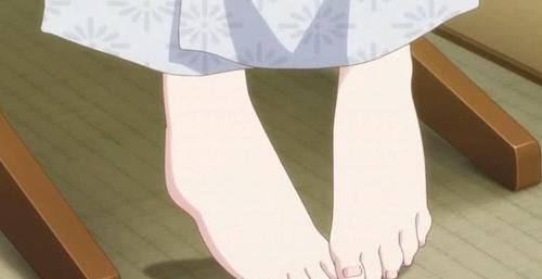 雪野|日本动漫中五个美脚丫小萝莉,龙娘小粗腿可爱,老师上课脱鞋太美