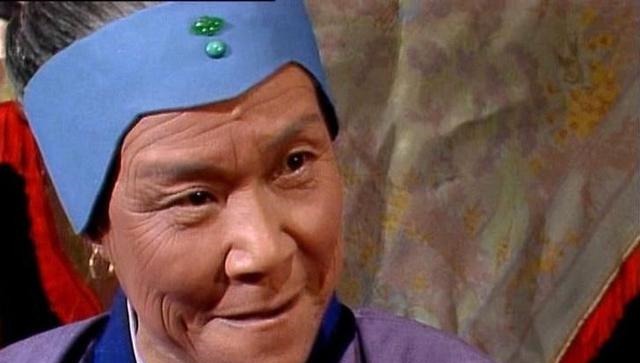 红楼梦&《红楼梦》里,刘姥姥二进荣国府说的“雪下抽柴”的故事有何隐喻!