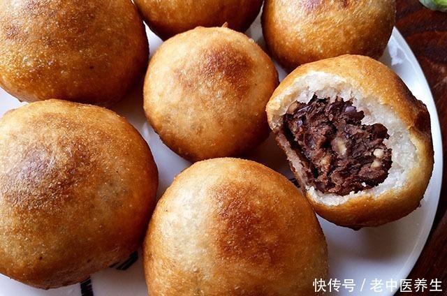 冷天迷上吃它,煮成馅料放进糖糕里,一口气连吃3个才过瘾,真香!