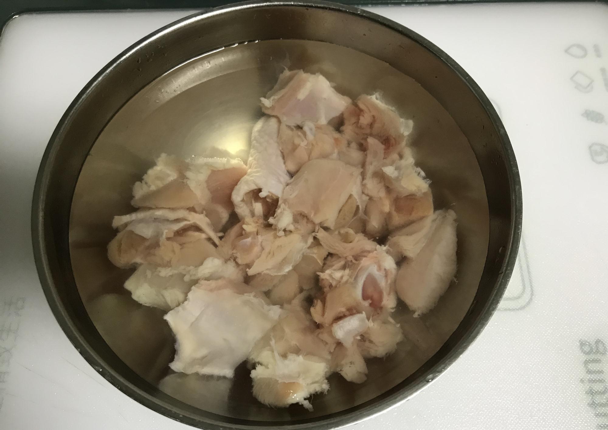 入秋后，吃猪肉牛肉，不如多吃它，营养全面还便宜，人人吃得起