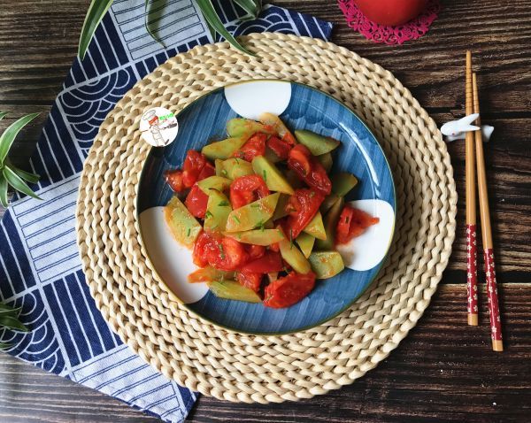 营养餐|#助力高考营养餐#番茄炒莴笋