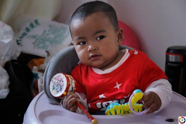 女童|一岁女童高烧不退,妈妈赶紧送医,几经波折后诊断结果让她绝望