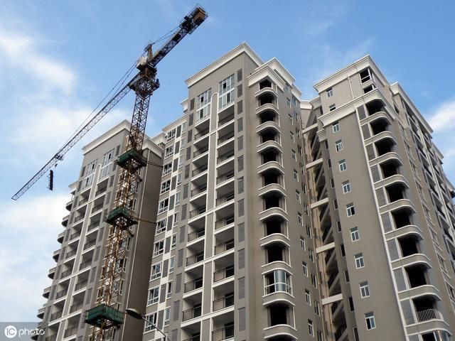 东户|买电梯房时，户型到底该怎么选？内行人：记住“2买2不买”就行了