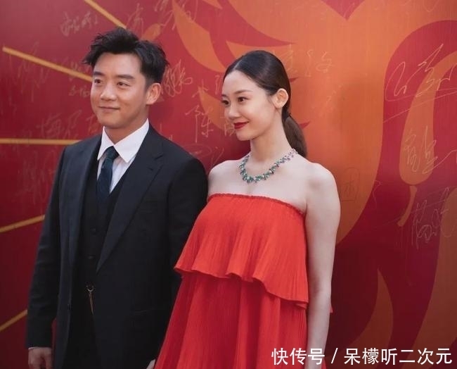 带你去旅行+江南 郑恺苗苗婚后合体录制“跑男”,女方肤白貌美,郑恺全程追妻被虐