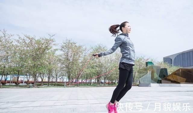 慢跑|公认4种最健康的运动,每天坚持半小时,还有助于长寿哦