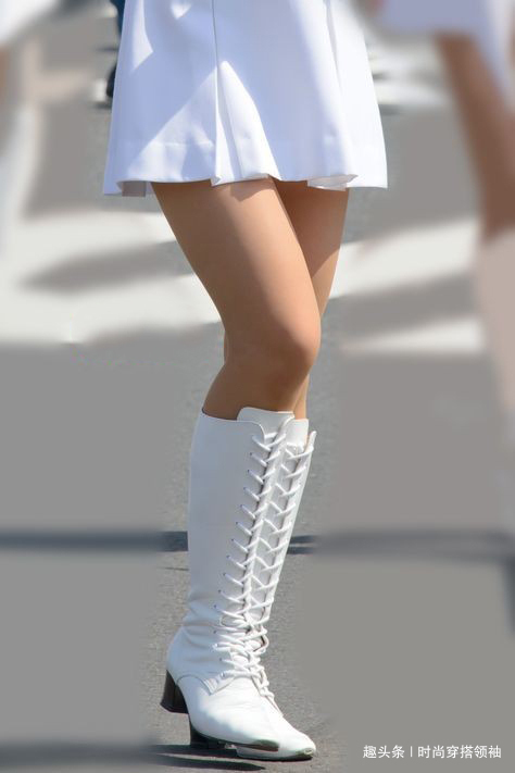曲线|时尚性感过膝长筒靴，尽显优雅女性曲线