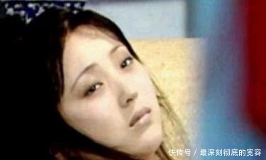 林黛玉病危时,身边只剩紫鹃一人,贾母为何还要调走她