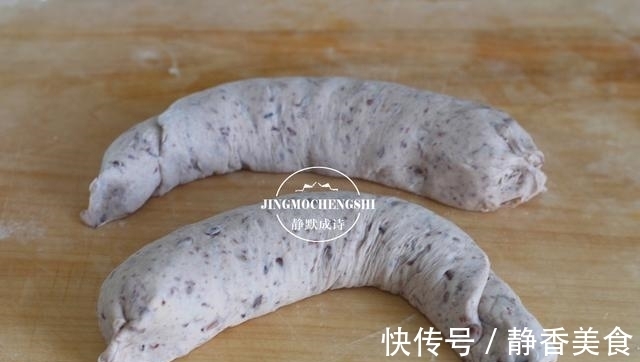 酵母|家常烙饼换个做法，松软可口，浓浓红豆香，用凉水和面也不硬