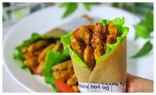 早餐饼这么做，不用发酵省时间，卷一卷，简单省事，好吃不长肉