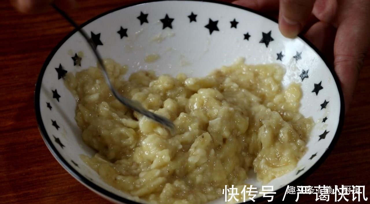 香蕉熟透了怎么办教你香蕉燕麦饼的做法，不用加水，不用放油