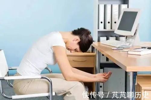 子宫颈癌|27岁女子，经血不断，查出宫颈癌，病床上痛哭：是我的报应