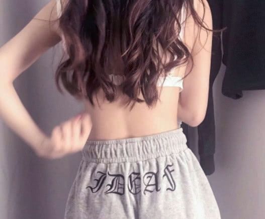 肚子|女生肚子上有赘肉早上“空腹”吃几个,肠胃更干净,大肚子没了