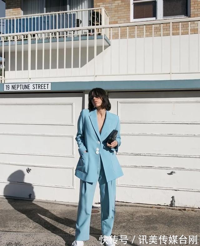 成套|衣服很多却不会穿搭？学会“成套穿”你就赢了！