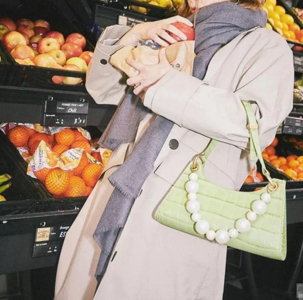 想独领风骚这6个小众设计师品牌的包包,你一定不要错过