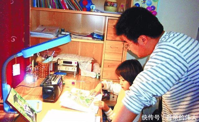 作业|''时代变了,一块橡皮是5元'',辅导孩子写作业,宝爸无奈又抓狂