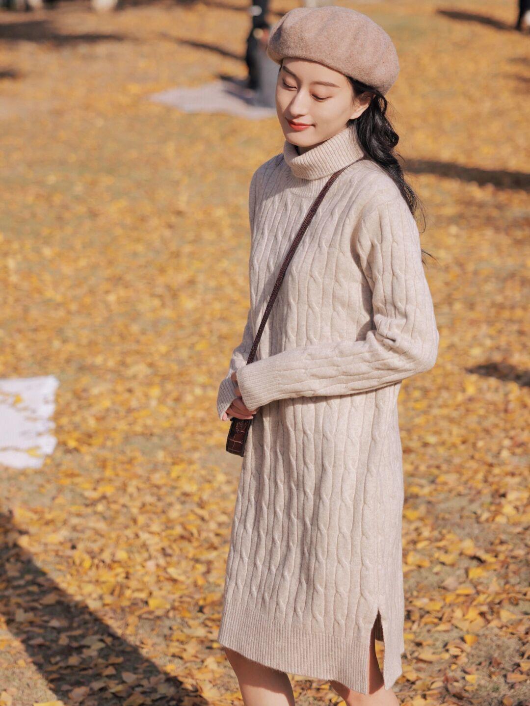 质地 衣服好看不全看身材,选款很重要,这些“毛衣”looks分享给你