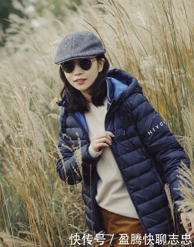 长大衣|小个子别穿“长大衣”了,今冬试试“短外套”搭裤子,显高显腿长