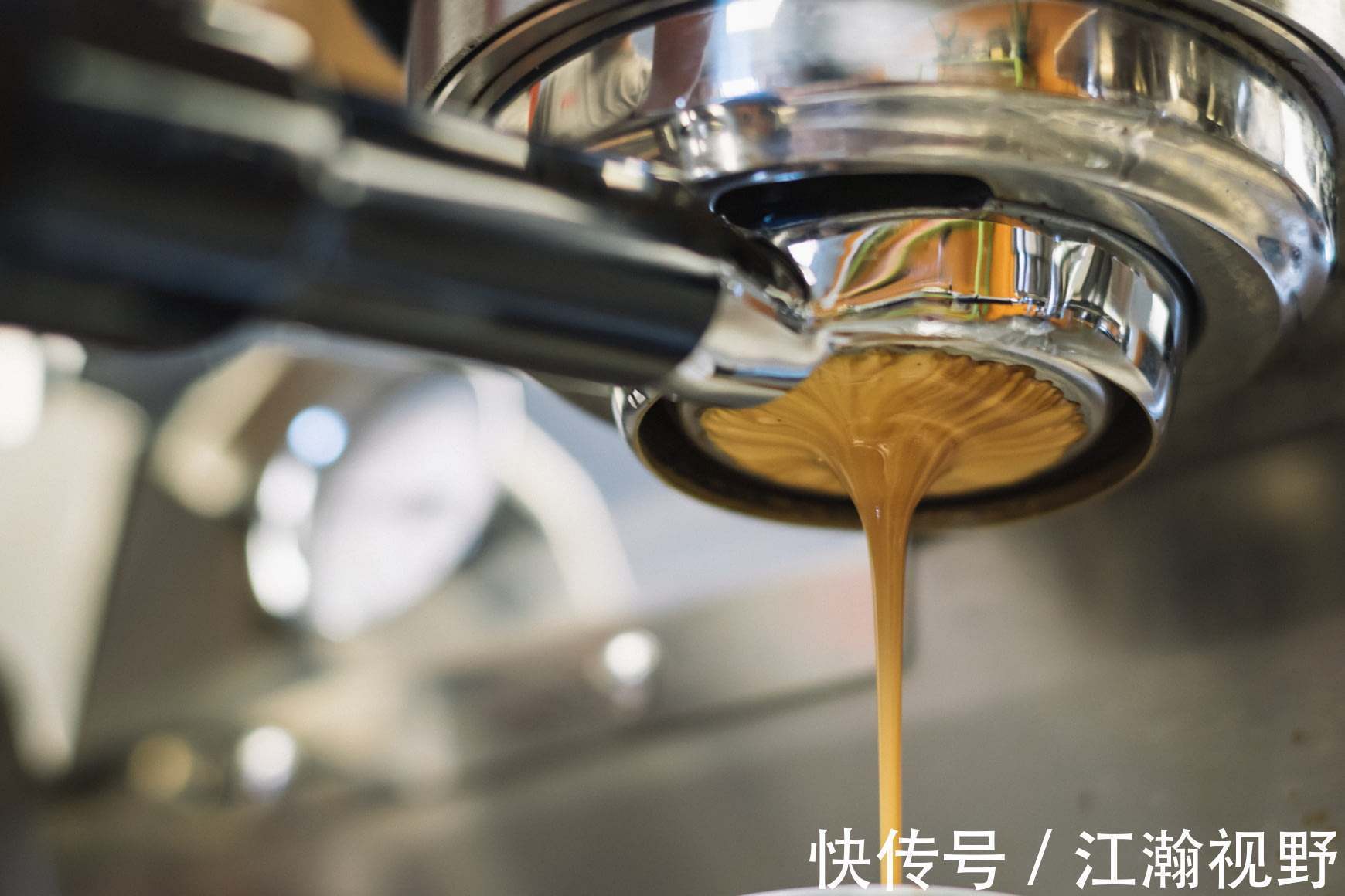 蜜雪冰城|回三四线开咖啡店成潮流?咖啡店去下沉市场真能赚钱?