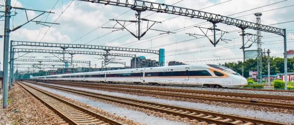 K157次列车上,这位临时妈妈太给力了!