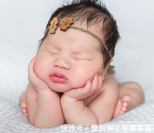 宝妈|新生儿眼睛睁开晚,到底是怎么回事?新手妈妈不用担心!