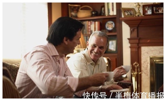 湿气|湿气重的人,除了拔罐,常喝5种水,健脾养胃,或许效果更好