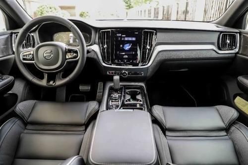 暴力|沃尔沃S60混动试驾实测544秒破百,优雅又暴力,千万别挑逗