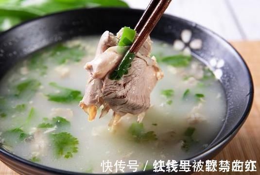 羊肉|炖羊肉汤时,牢记“2放2不放”,炖出来的羊汤鲜美,羊肉鲜香