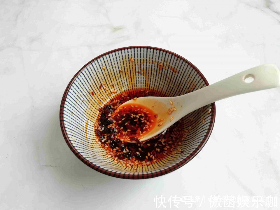 十三香|这菜碰运气才能买到,1元一大把,上锅蒸一蒸,比肉还香!