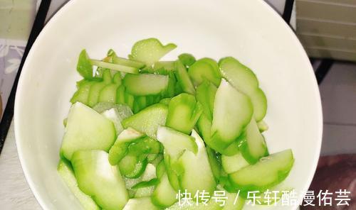 营养|入秋后，吃冬瓜南瓜，不如吃它，营养足寓意好，安安稳稳过秋天