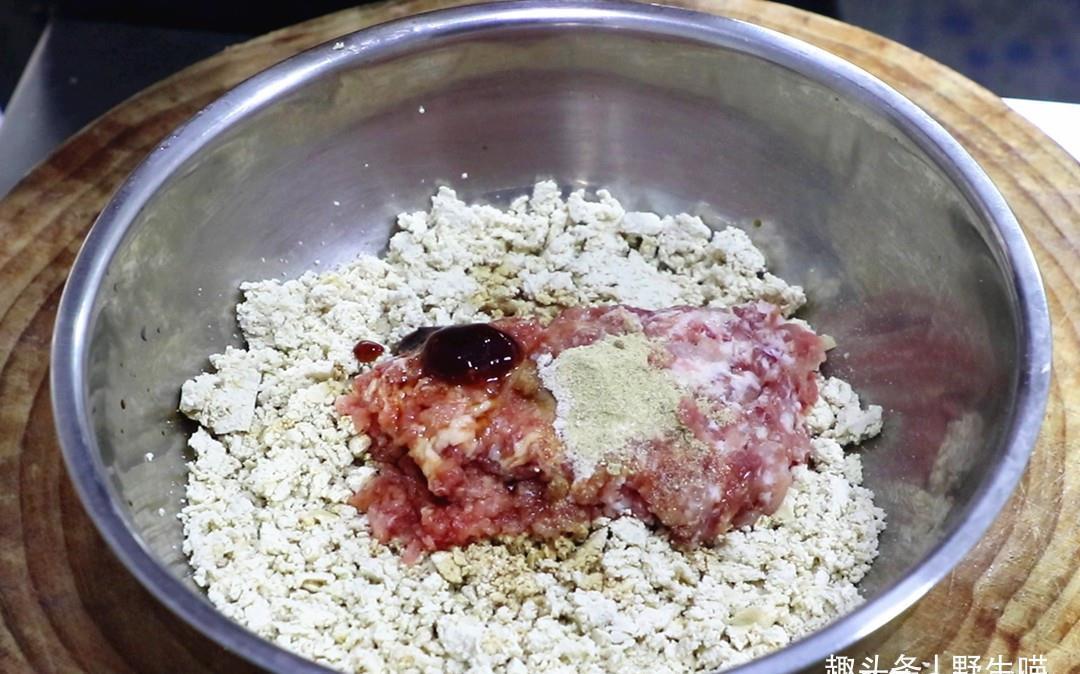 豆腐里打2个鸡蛋，竟然这么好吃！天天吃都不腻，上桌汤汁都不剩