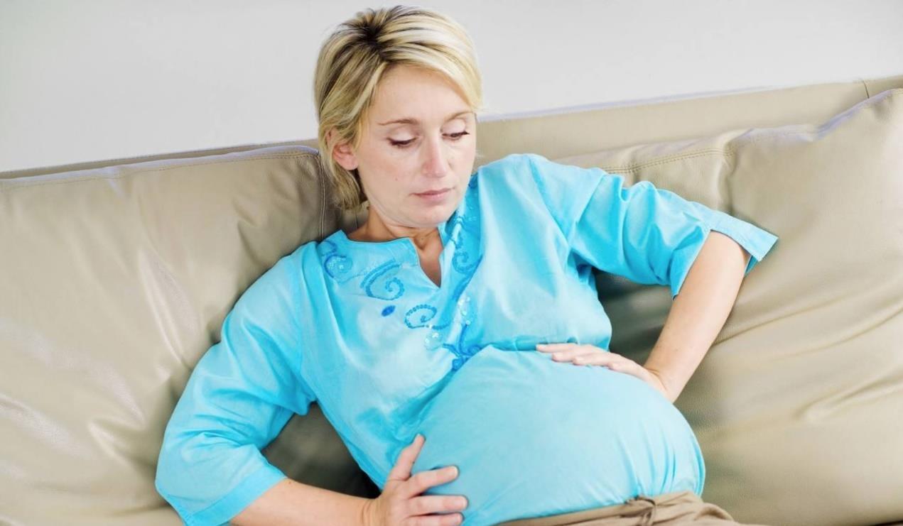 胎儿|孕晚期身体出现这些征兆时，说明宝宝快要出来了，孕妈要留心了