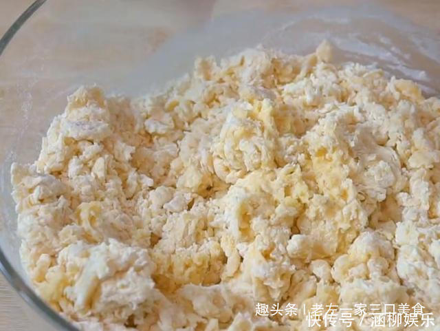 沙琪玛在家这样做,香而不腻、脆而不粘,孩子大人抢着吃