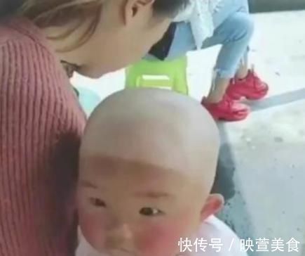小宝宝|妈妈带着宝宝考驾照,半个月后孩子的模样亮了,网友小包拯