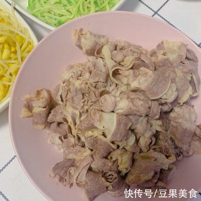 韩式|#圣迪乐鲜蛋杯复赛#家常版 韩式石锅拌饭