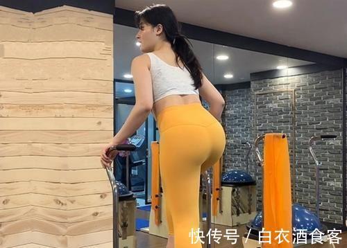 社交媒體|42歲健身達人和18歲女兒曬健身照，網友熱評像一對姐妹花