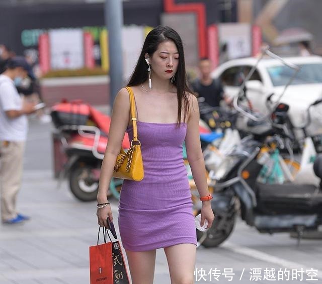 紫藤|紫藤极简吊带包臀裙,清凉时尚,彰显优雅魅力