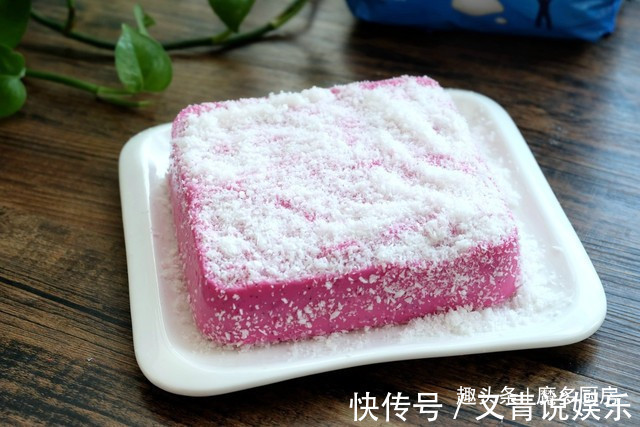 夏天的懒人甜品，自己做特简单，火龙果加奶粉，营养更健康