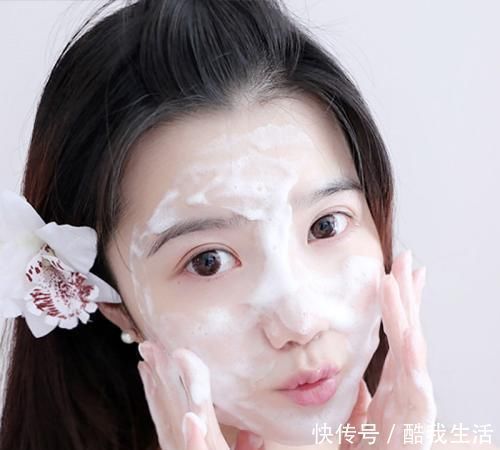 海盐皂|很多人洗脸都是刚沾水就用洗面奶,这是错误的,难怪毛孔大还暗沉
